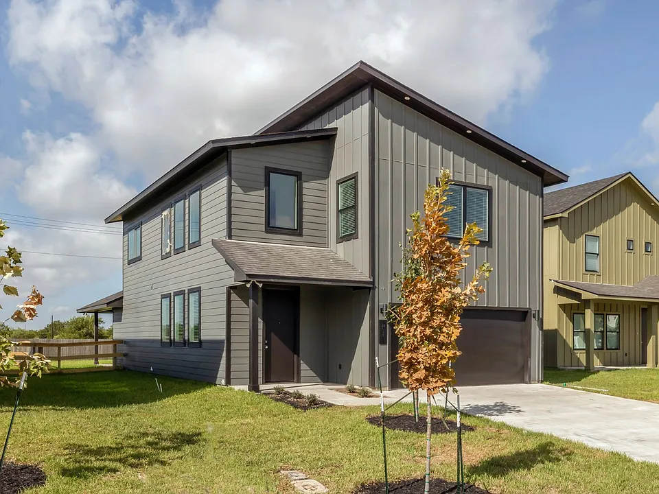 3011 Alpha Wolf Ct