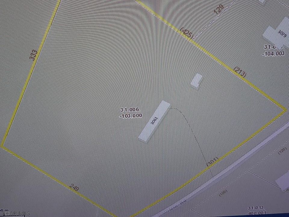 2nd image of 3061 Coupon Gallitzin Rd