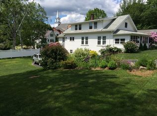 42 School St, Boothbay Harbor, ME 04538