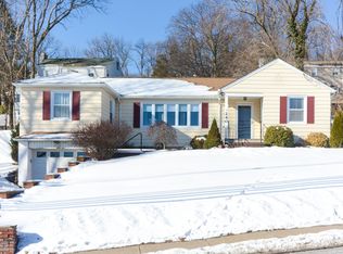 230 Goffle Hill Rd, Hawthorne, NJ 07506