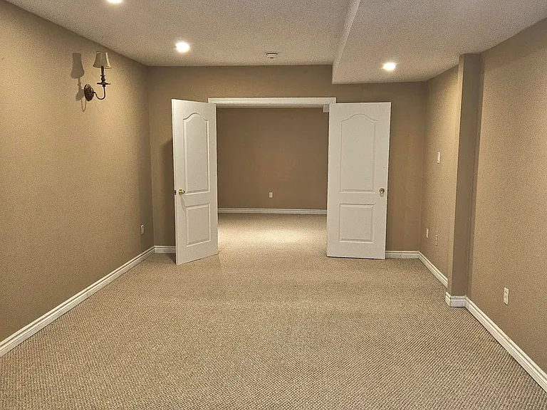 2257 Manor Hill Dr #BASEMENT — Photo 12