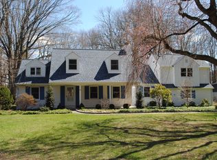 24 Blue Spruce Cir, Weston, CT 06883