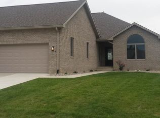 784 Willow Dr, Kokomo, IN