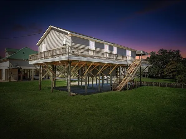 4555 Schmaltz Dr, New Orleans, LA 70129