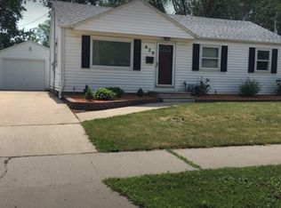 829 S Oneida St, Green Bay, WI 54304