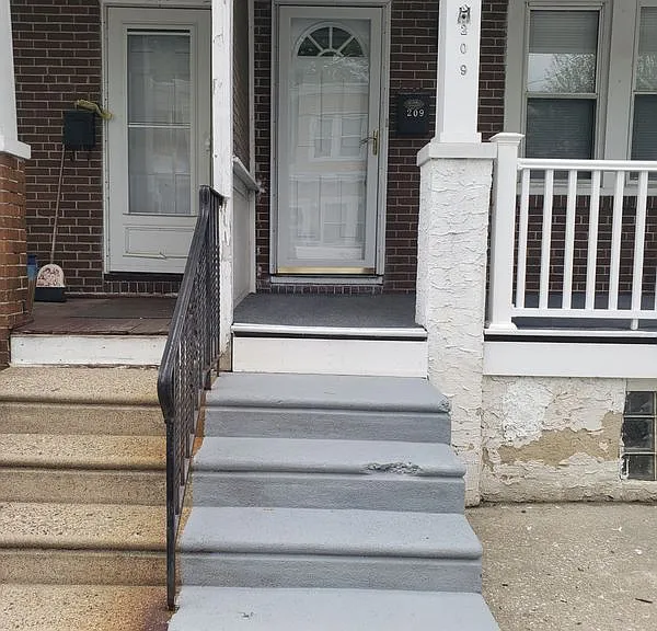 209 Cedar Ave — Photo 1