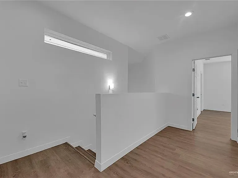 6700 N 4th St — Photo 11