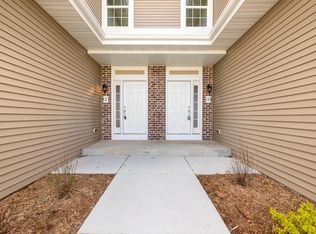 704 Cardinal Ln #1403, Mukwonago, WI 53149