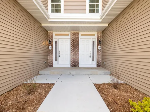 704 Cardinal LANE #1403, Mukwonago, WI 53149