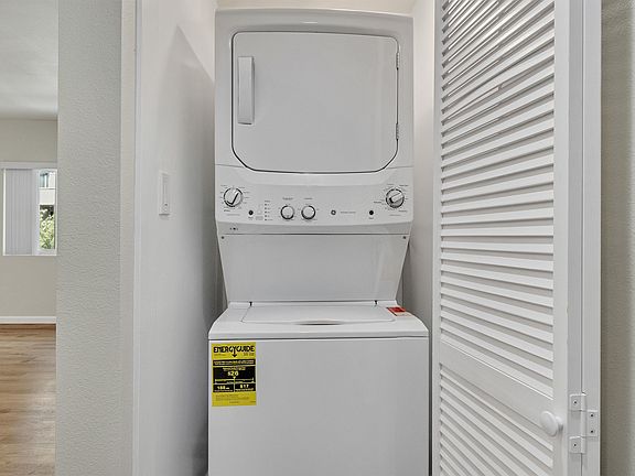 3rd image of 11720 Hamlin St #11091430