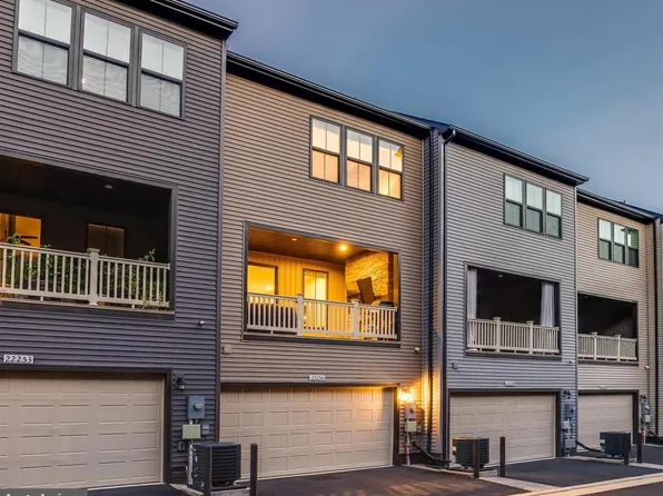 22255 Sims Ter, Ashburn, VA 20148