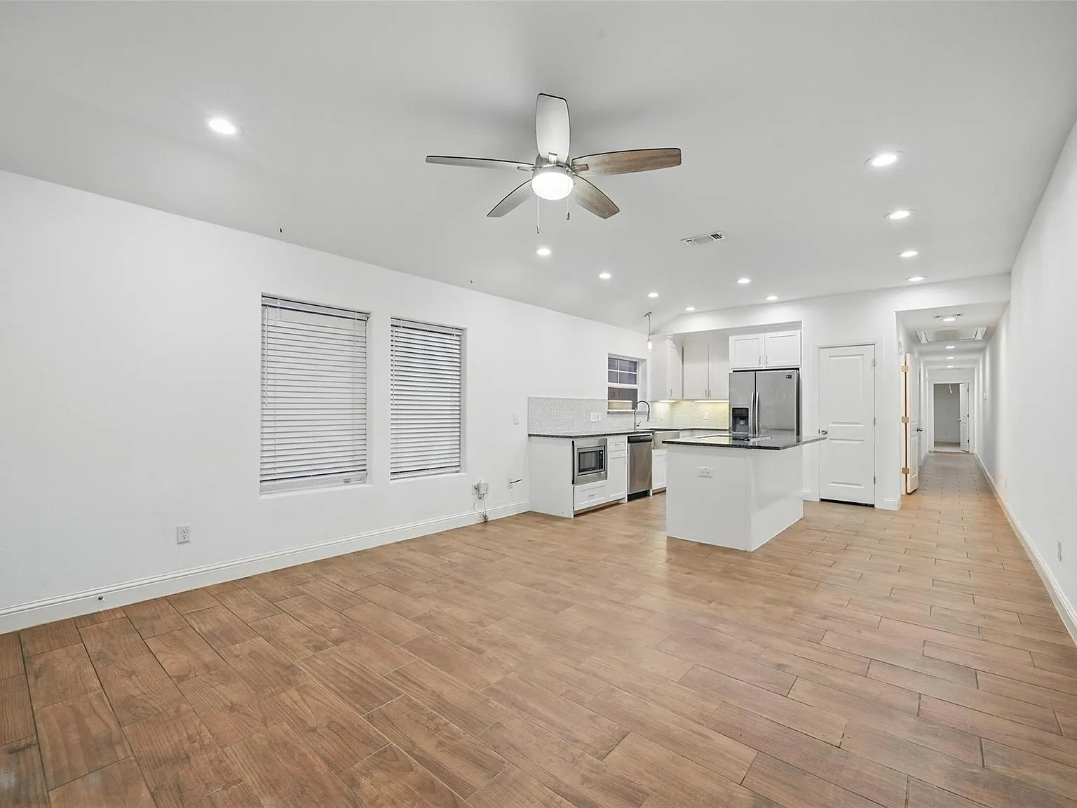 607 & 609 East Carter St; Sherman 75090- - 609 — Photo 2