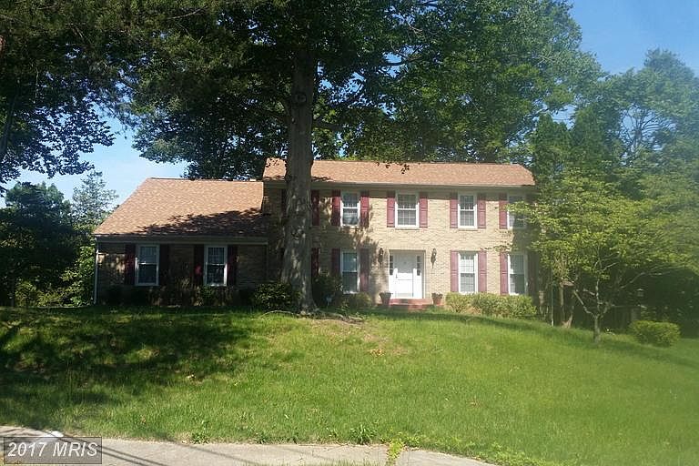 1st image of 405 E Tantallon Dr