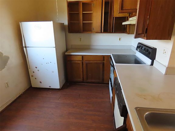 5th image of 1107 Goshen Rd