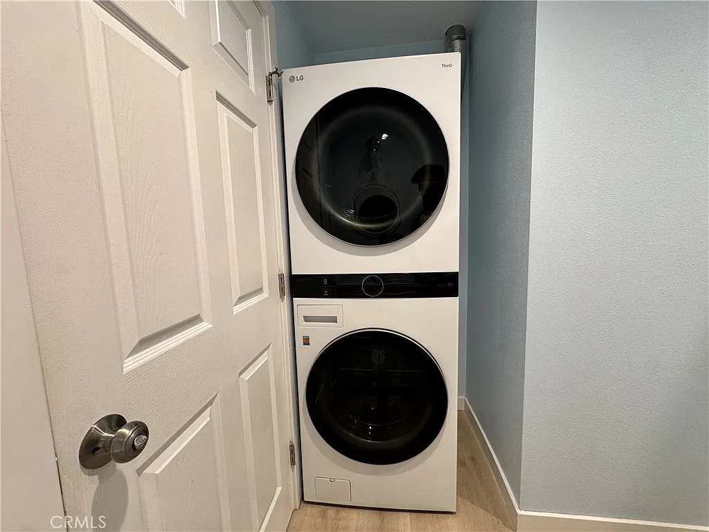 1 bed, 442 sqft, $2,100 — Photo 4