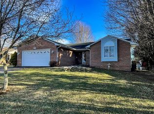 115 Cove Hills Dr, Wytheville, VA 24382