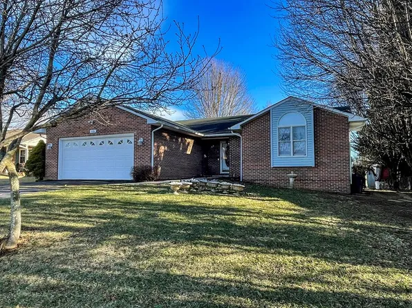 115 Cove Hills Dr, Wytheville, VA 24382