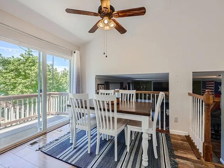 12585 Meadow Bridge Way — Photo 5