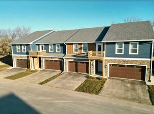 1358 S Main St, Lake Mills, WI 53551