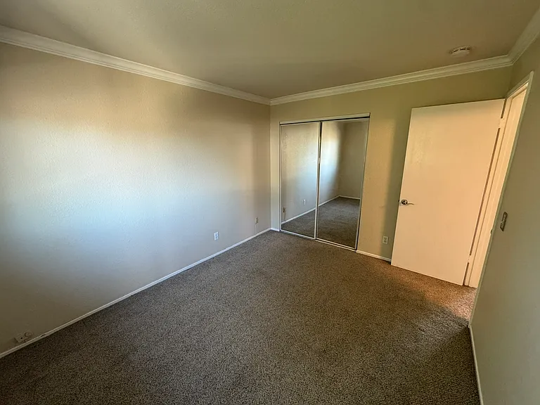 383 N M St #2 — Photo 9