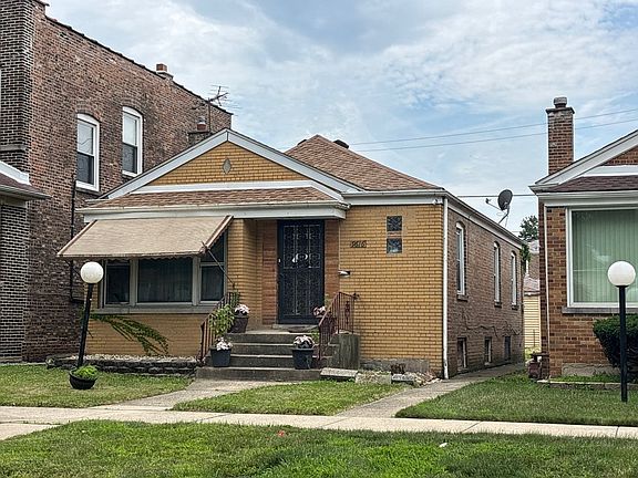 2nd image of 9616 S Forest Ave
