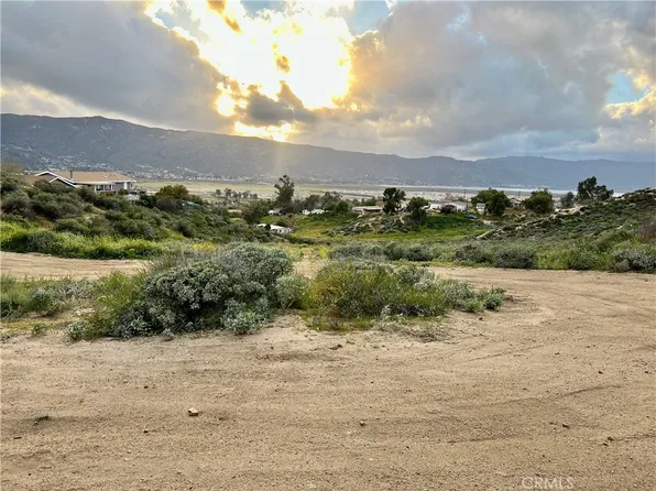 1 Sheri Ln #1, Wildomar, CA 92595