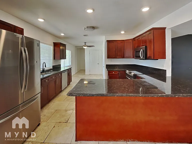 6639 E Camino Santo — Photo 3
