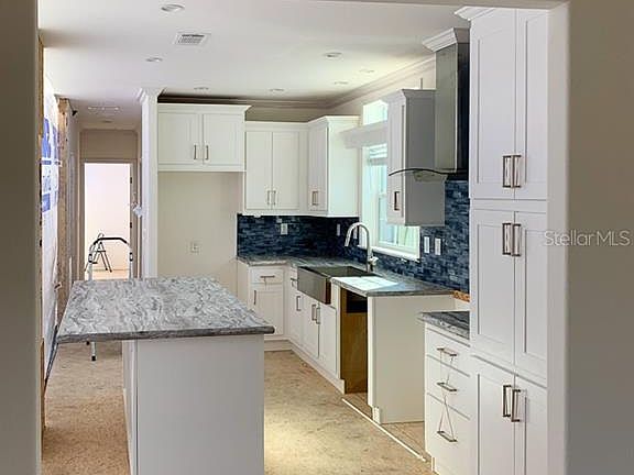 4th image of 71 Twin Shores Blvd