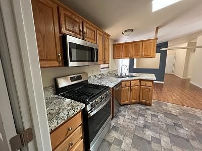 5th image of 17369 Grandview Dr