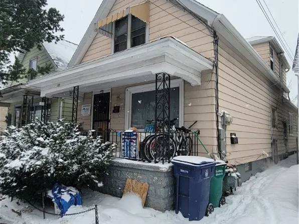 67 Peter St, Buffalo, NY 14207