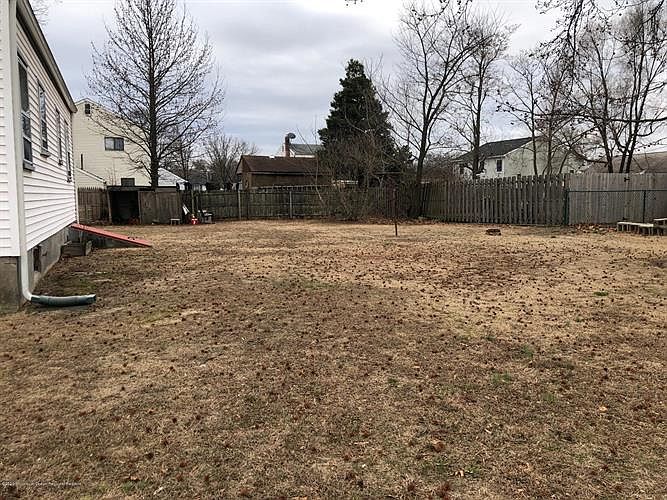 2nd image of 161 Essex Ave