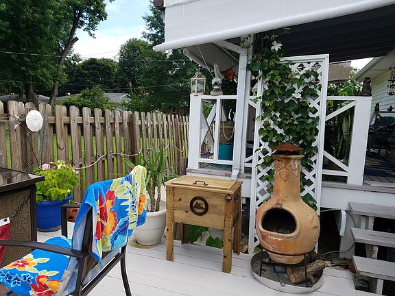 3rd image of 1158 Landgraf Dr