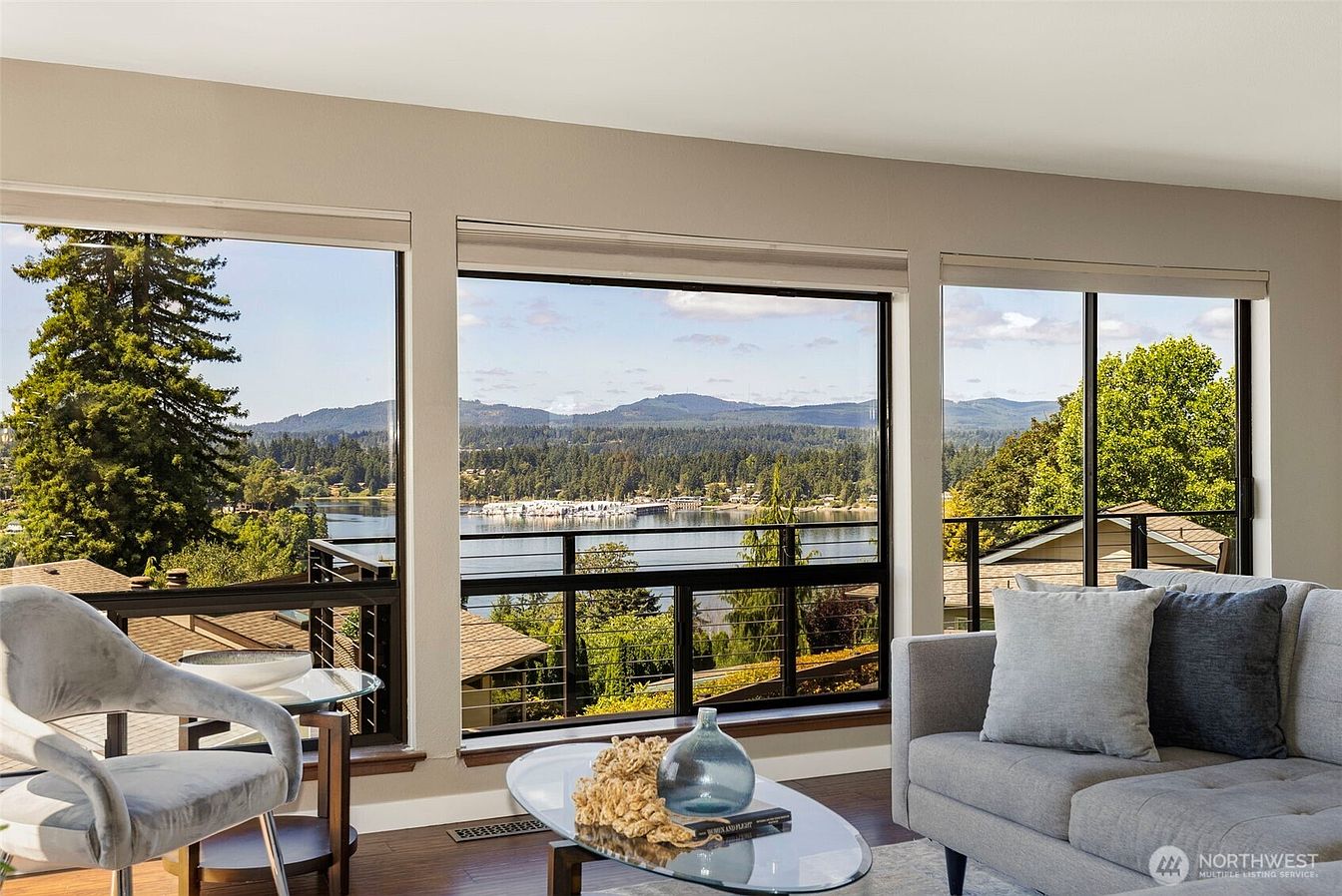 1st image of 3140 Sahali Drive