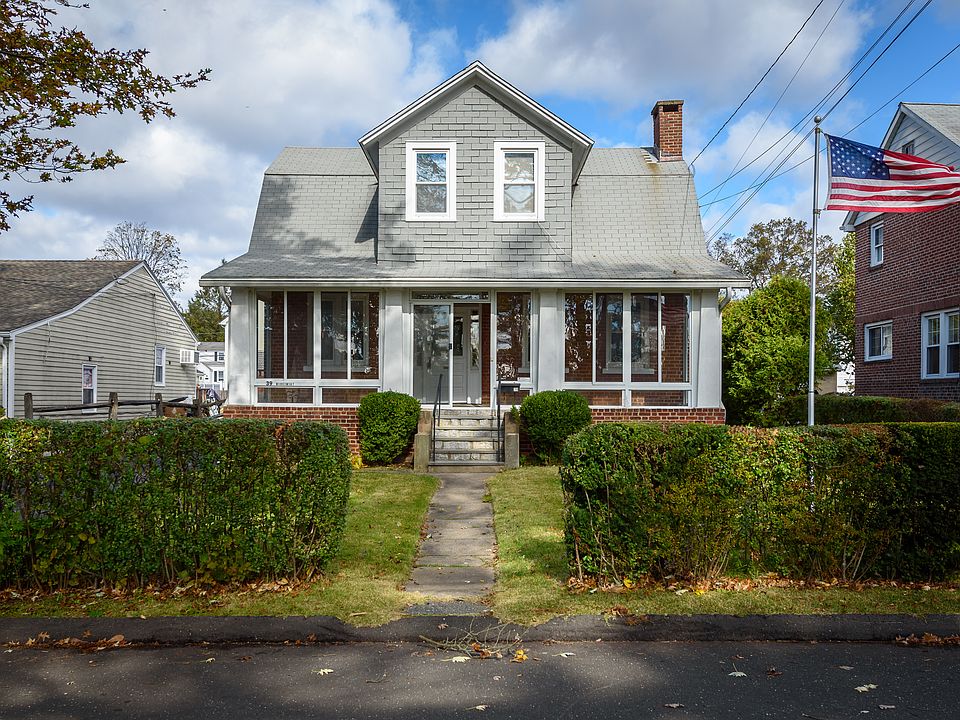 39 Elizabeth Avenue