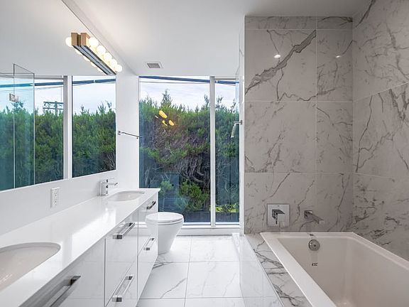 5th image of 769 W 41st Ave