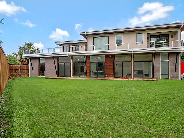 11248 Jamestown Rd — Photo 34