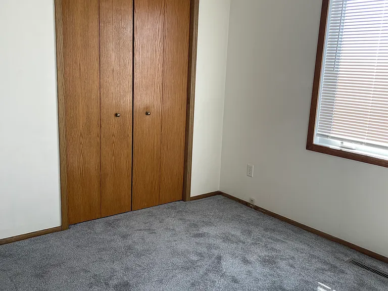 14223 Hayes Rd — Photo 7