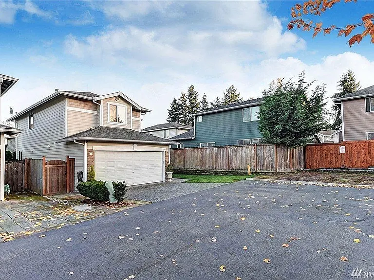 13517 33rd Dr SE — Photo 24