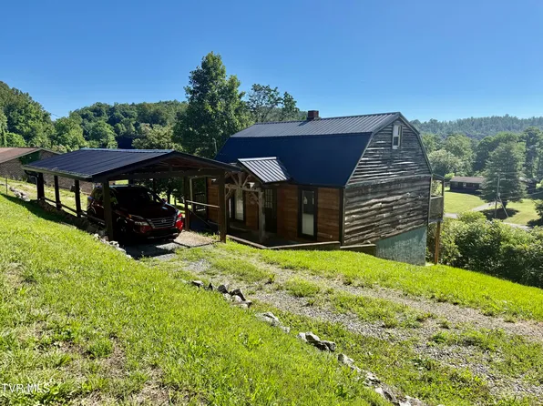 157 Cedar Ridge Private Dr, Kingsport, TN 37660
