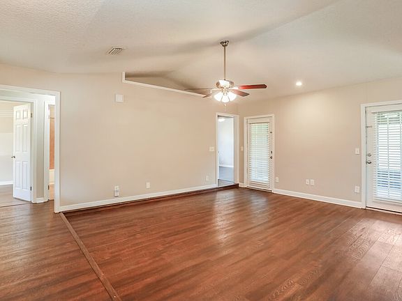 5th image of 1855 Sherwood Dr