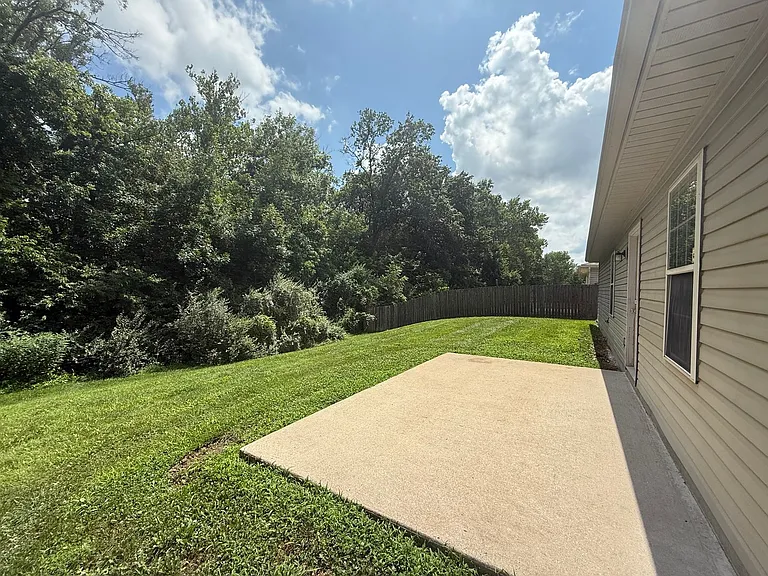 1432 Bodie Dr — Photo 4