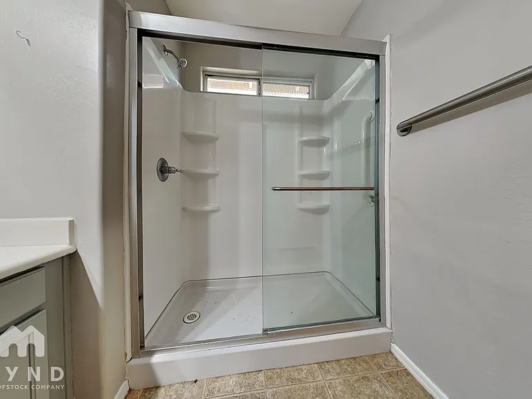 1423 E Poncho Ln — Photo 13