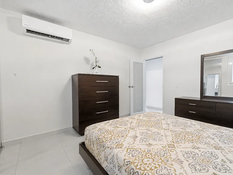 Cond Los Pinos Este 6410 Ave Isla Verde Apt 3A — Photo 17