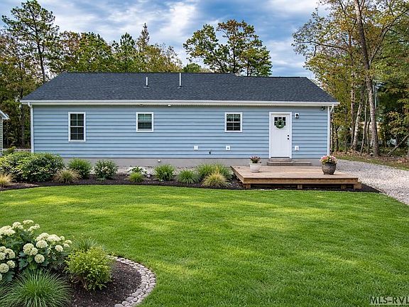 3rd image of 205 Slagles Lake Rd