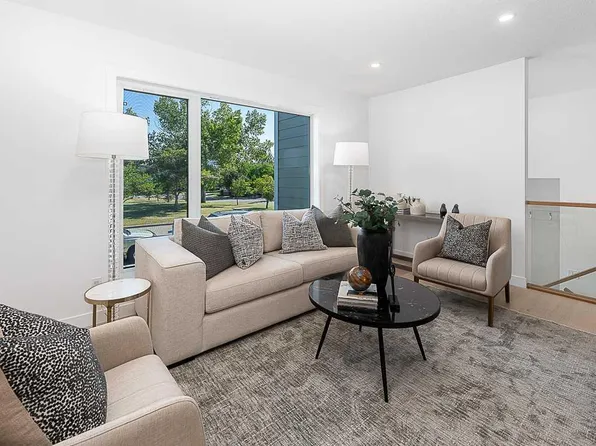 3520 NE Bulyea Cres NW, Calgary, AB T2L 1N7