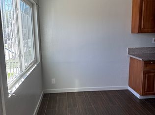 231 E Johnson St #B, Compton, CA 90220