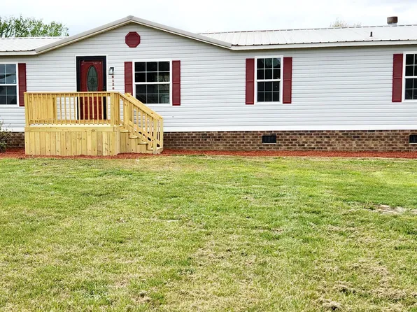 8126 Tedder Rd, Lucama, NC 27851