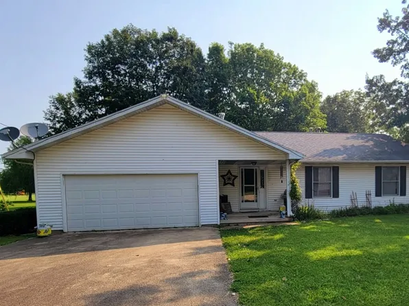 1225 E 2200 North Rd, Mansfield, IL 61854