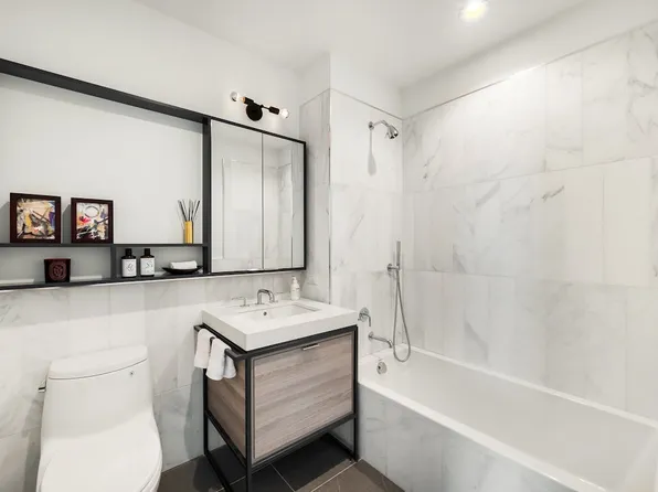 575 4th Avenue image 7 of 12