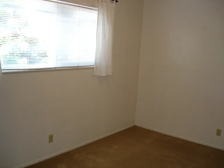125 Ross St #10 — Photo 5